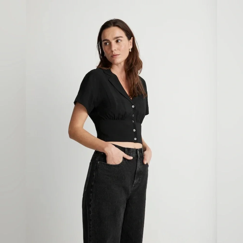 Madewell Drapey Banded-Bottom Button-Down Top - Picture 2 of 9